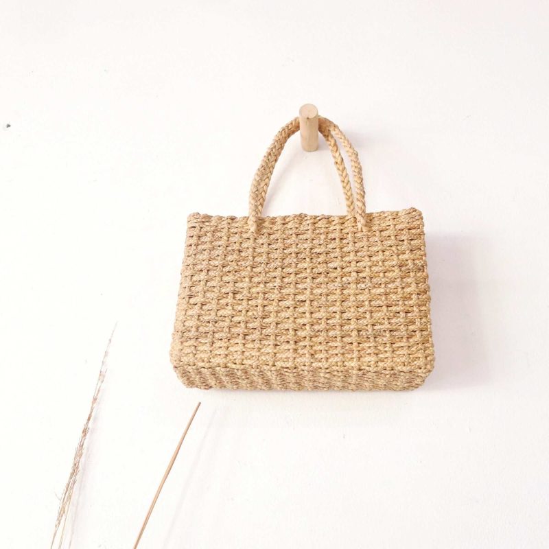 handbags beau straw basket bag 33312304103621